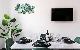 Dimo Luxury Apartment 2